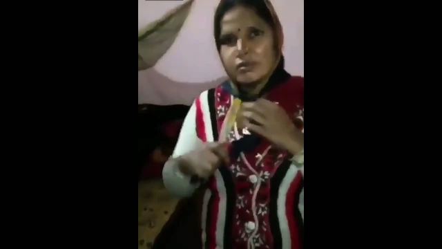 Bihari aunty boobs show chudai karte desisexmms bf