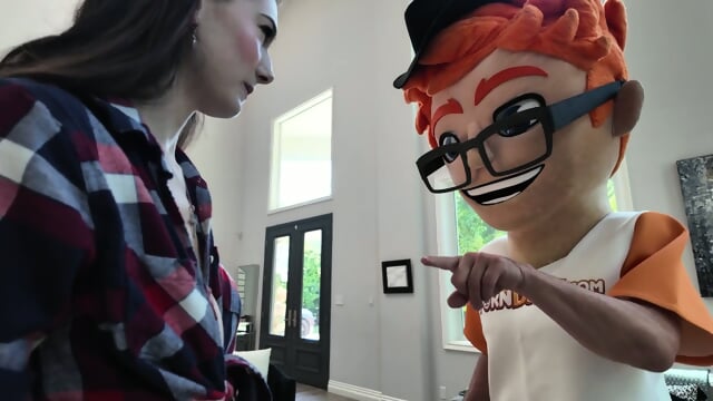 Sophie Tyler Prepares Porn Dude For A Hoedown  hot-babe