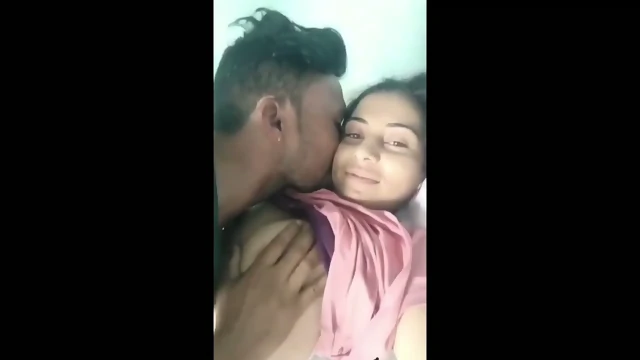 Patna ladki ki boobs press sex mms bf sath viral