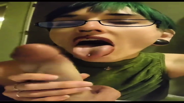 Gostosa GÃ³tica Se Masturbando