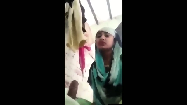 Muslim ladki ne lund chusa chacha ka Indian sex mms
