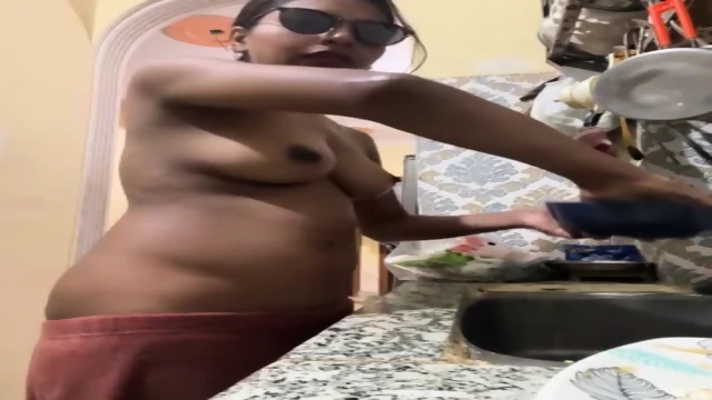 sexyayeshadesi stripchat indian model boobs show