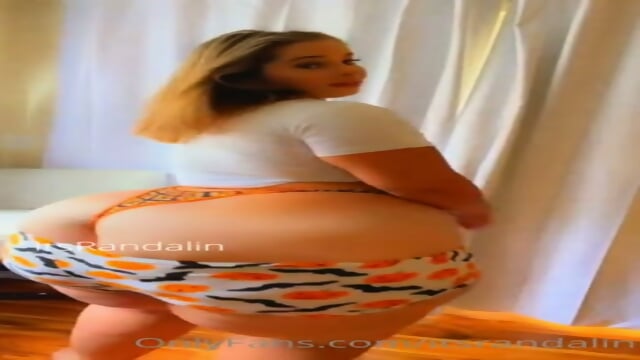 booty:  Her mega folder, 1223 videos => https://rentry.co/rtwknuob