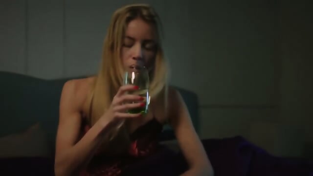 Gloved And Masked Women  Kinky4Ever