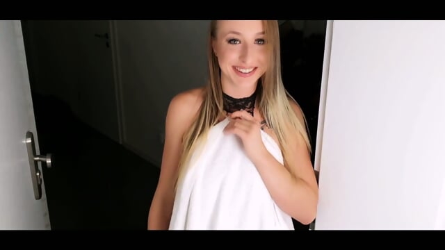 Beautiful blonde slut is going to receive sperm in her mouth