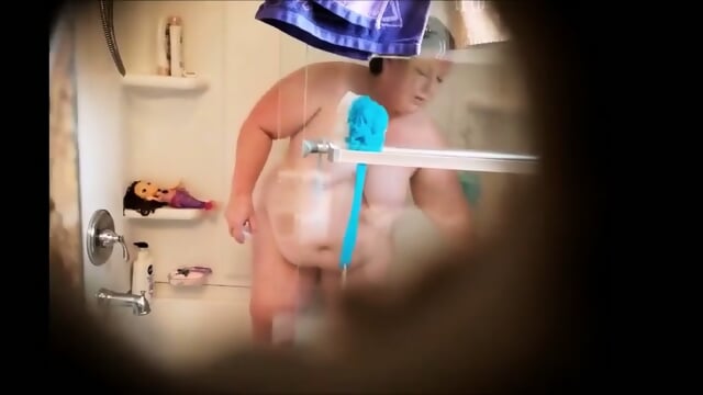 Fuckmeat fatty Christine K. cleans the bathtub washing her meat hole and fat ass