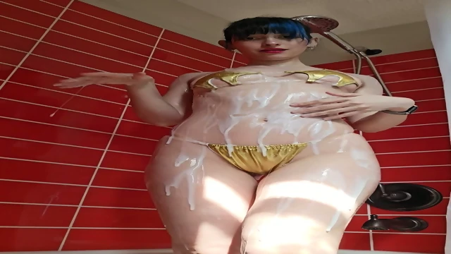 Bikini Teasing In The Shower Yu3u 6y0n