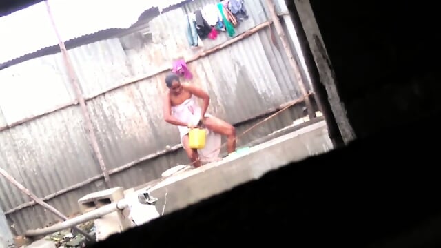 Tamil Big Boobs & Hairy Pussy MILF Outdoor Bathing