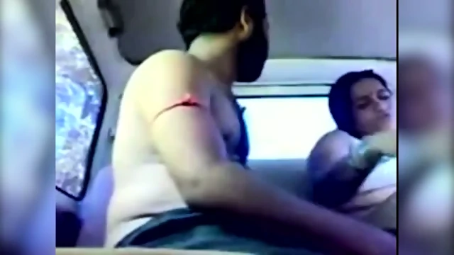Horny_Marathi_Aunty_Fucking_Inside_Car_with_Boyfriend__Fingering_Fingering_Porn_