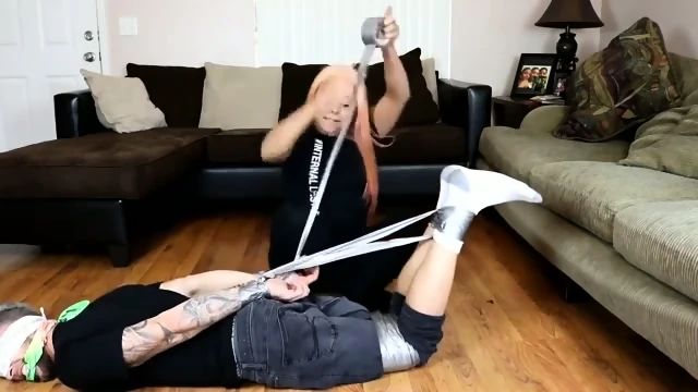 Couple Escape Challenge 2  Kinky4Ever