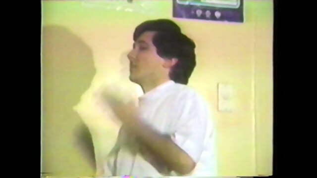 colmillos en la noche