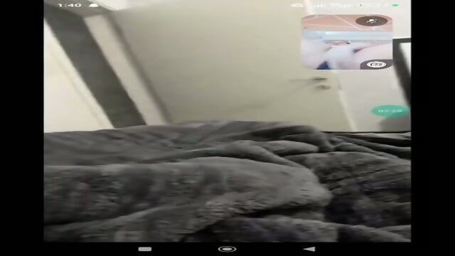 شاب بخون زوجته 🤣🤣🤣