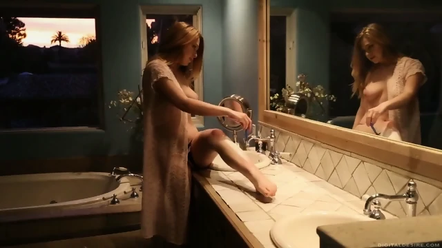 Alaina Fox Shaves Her Legs, Then Masturbates