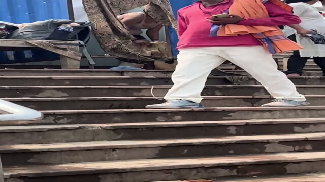 Hindu girl bath ganga
