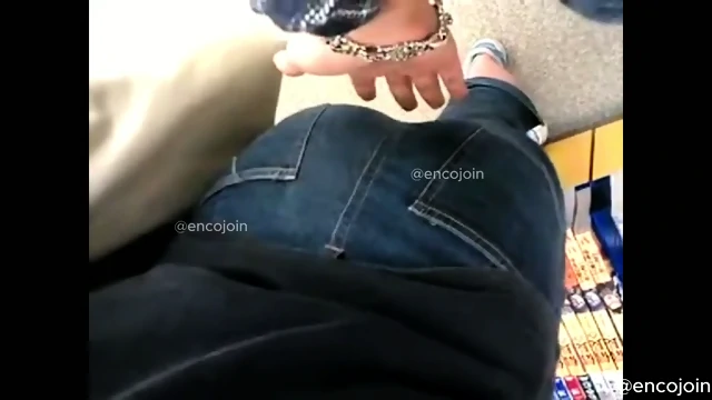 Encoxada dickflash grope encojoin