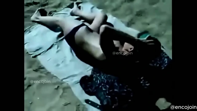 Encoxada dickflash grope cum encojoin