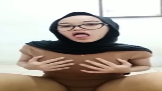 LAGI GATEL BANGT PEPE KU