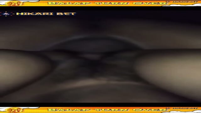 Cewe jembut lebat kena entot