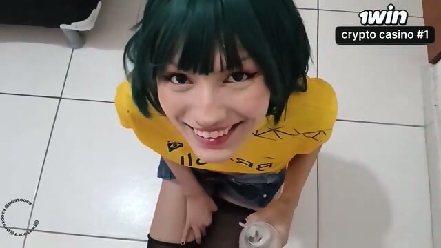 Esta cosplayer chupou meu pau e bebeu meu esperma num copo - conteÃºdo XXX!