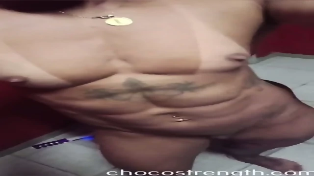 Morena fitness greluda