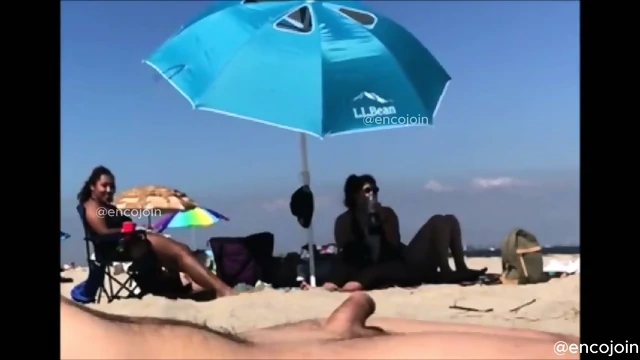 Encoxada flash cum girl public