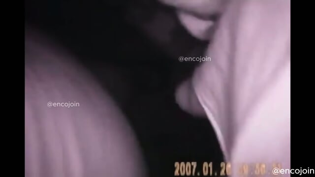 Encoxada Flash Cum Girl Public