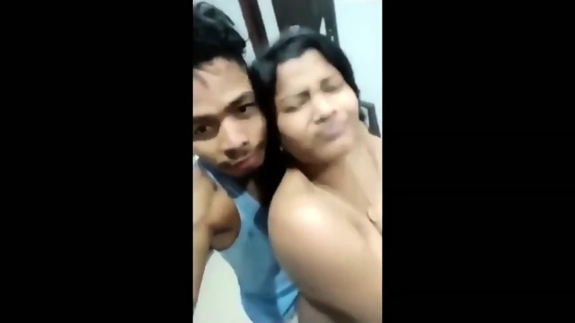 Dost ki randi maa ki chudai kiya young ladka Bihari desimms