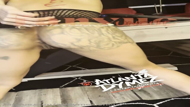 Atlanta dymez stripper