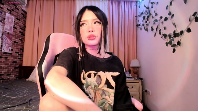 Váº¹|Ñµáº¹tÊÎºÃ½_1 webcam show on 2025-12-14_09-56-46