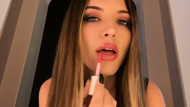CK-Shiny Lips-Lip Gloss Fetish