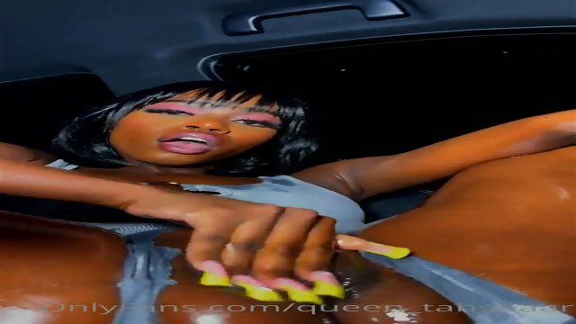 LONG DILDO FUCK & SQUIRT IN HER CAR