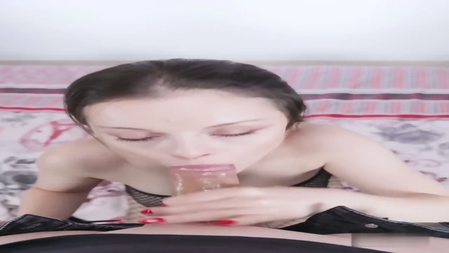 Amateur Blowjob (106)