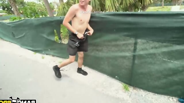 Rose Monroe in looking for some dick today 5izv