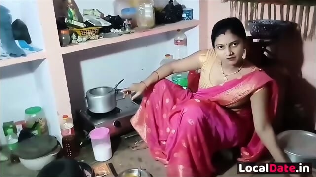 Cute School Girl First Time - POV 22 Indian Teen Mature Porn feat Rajlaxmi aunty