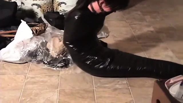 Peaches Mummification  Kinky4Ever