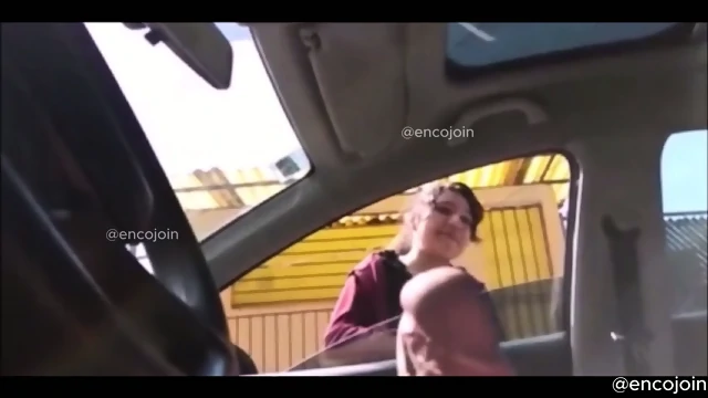 Encoxada Flash Cum Girl Public