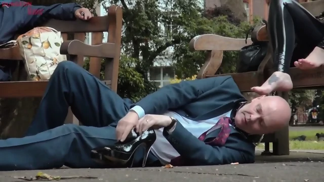 Foot Worshipper  Kinky4Ever