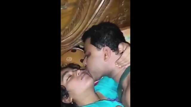 Meerut chubby sali ki boob sucking mms jija sath romance ki