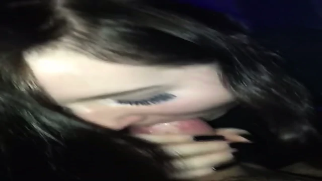 DesHI BH This Is Blaik First Time Swallowing