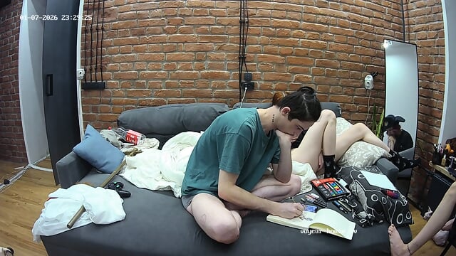 special candid perfect bare feet closeup scenes Bedroom camera at Tristan Smurfeta reallifecam apartment at Voyeur House TV 07.01.2026 from 21 h 56 min to 01 h 02 min
