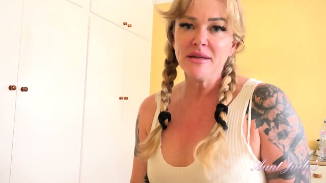 Kitty Dickens Find A Young Man in Her Stepdaughter's Bed