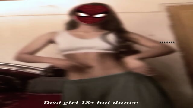 Desi 18+ teen gf hot dance 🥵