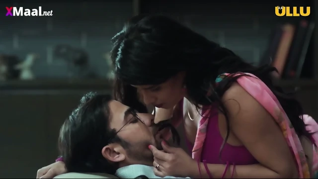 Anand ne kari padosi ki akela pan dhur. Phir chata chut. Ullu indian web series. Robot Episode 7.