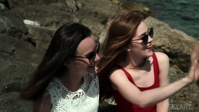 Redheaded Russian Beauty: Lesbos