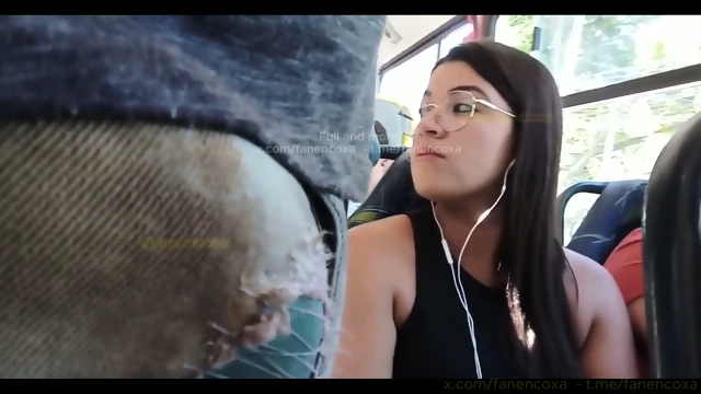 Dickflash grope girl cum