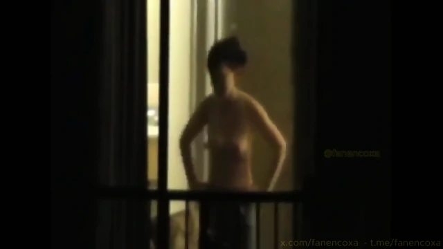 Dickflash grope girl cum