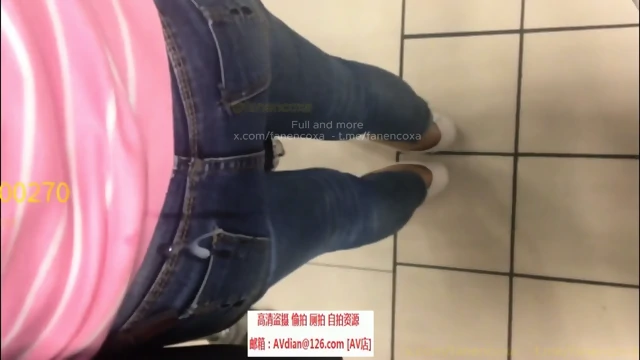 Grope encoxa big ass girl