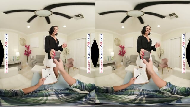 Sexy Client Venus Valencia Wants A Price Drop In Exchange For An Unforgettable Afternoon Of Sex
