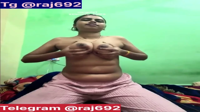 Hot_Taniya69 Pvt show with face full video available in tg @raj692