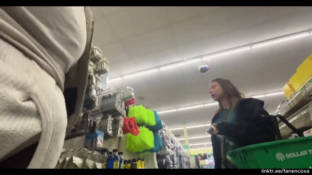 Dickflash Encoxada Girl Cum